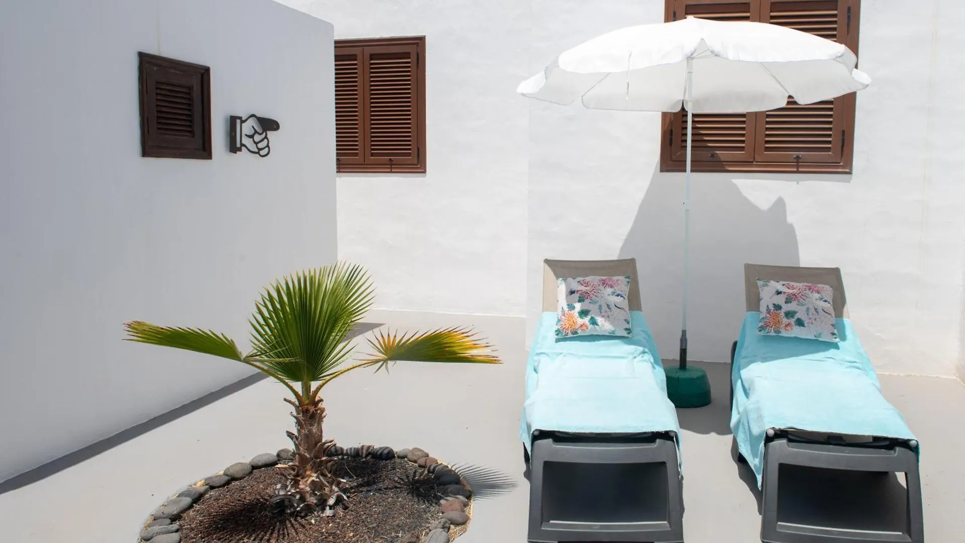 Villa Blanca Nudist Place Charco del Palo