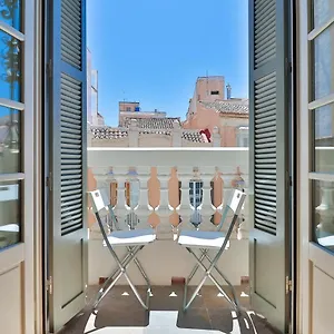 https://c74-marvelous-3-bedroom-apartment-in-historical.es-andalucia.com